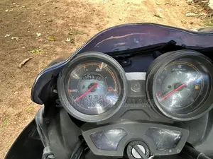 Bajaj Discover 125 2016