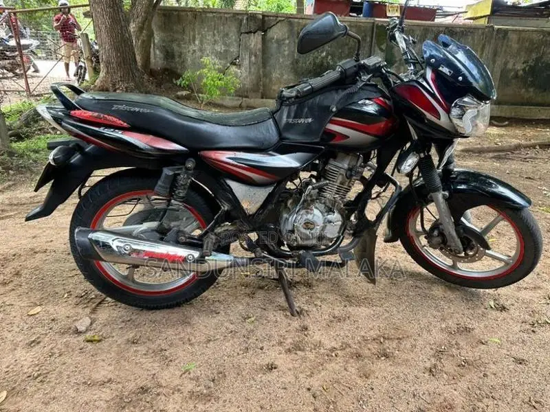 Bajaj Discover 125 2016