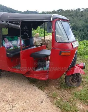 Bajaj RE 2001