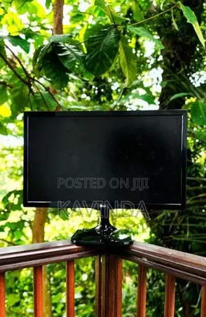 LG 21.5" FHD LED Monitor