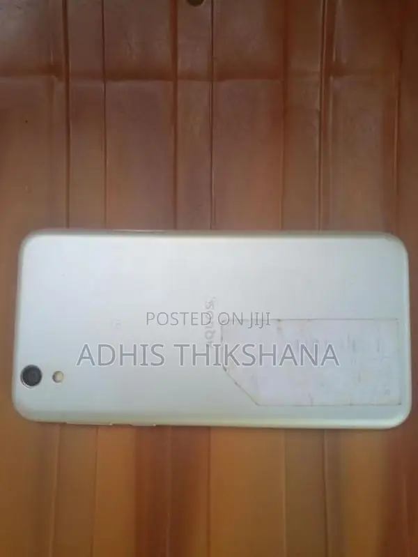 Sharp Docomo Aqous (Used)