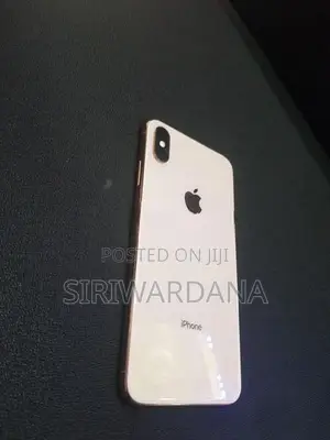 Apple iPhone XS Max (Used)