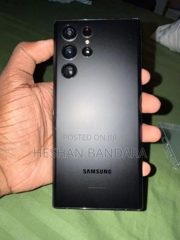Samsung Galaxy S22 Ultra (Used)