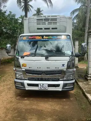Mitsubishi Fuso 2015