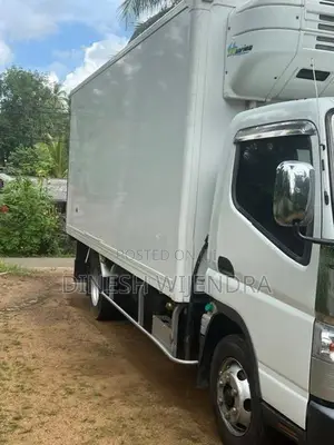 Mitsubishi Fuso 2015