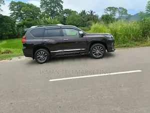 Toyota Land Cruiser Prado 150 2017