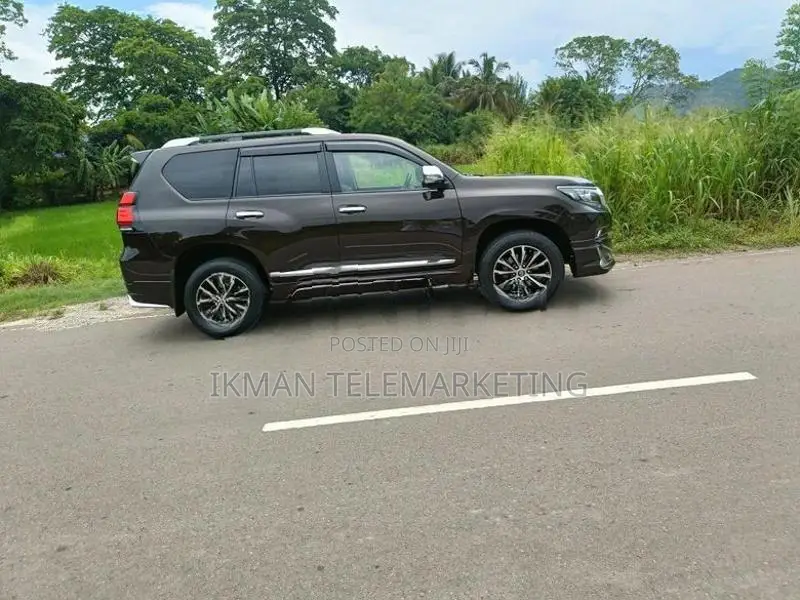 Toyota Land Cruiser Prado 150 2017