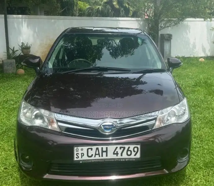 Toyota Axio 2015