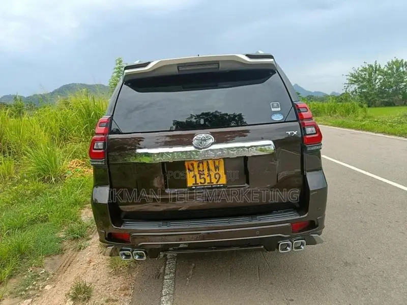Toyota Land Cruiser Prado 150 2017