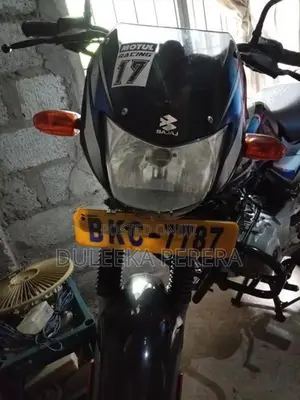 Bajaj CT100 2025