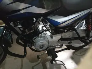 Bajaj CT100 2025