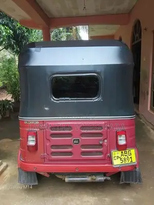Bajaj RE 4 Stroke 2015