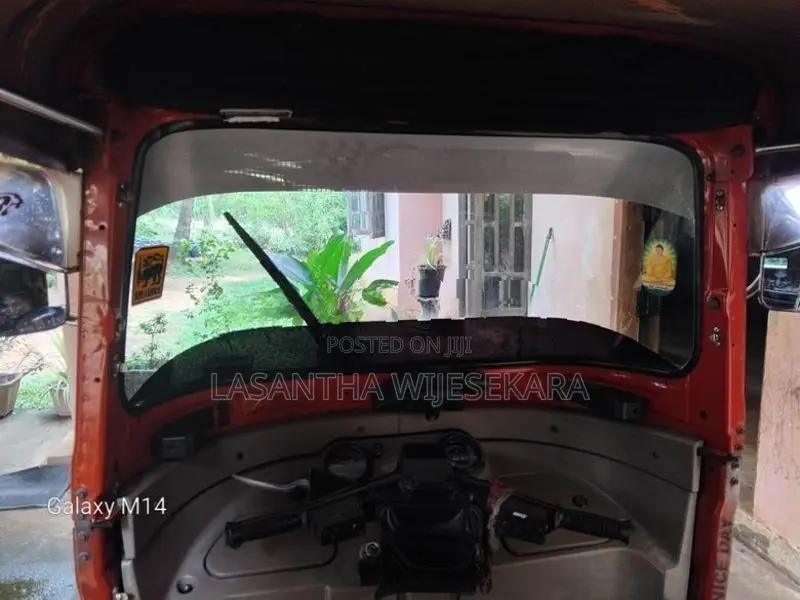 Bajaj RE 4 Stroke 2015