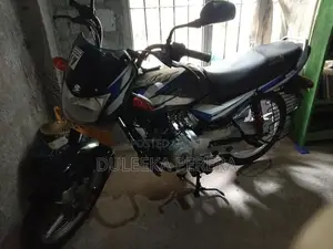 Bajaj CT100 2025