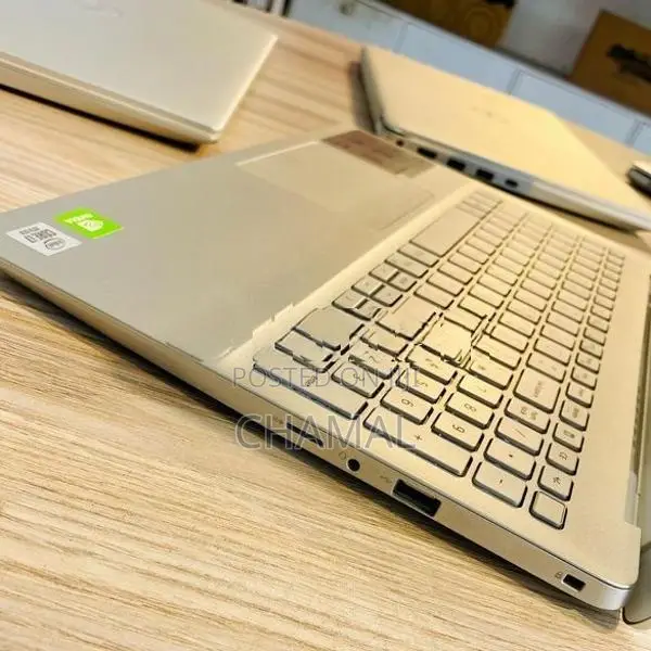 Dell inspiron 5590 Core i7-10510U 10th Gen MX250 / 2GB VGA Gaming Lap