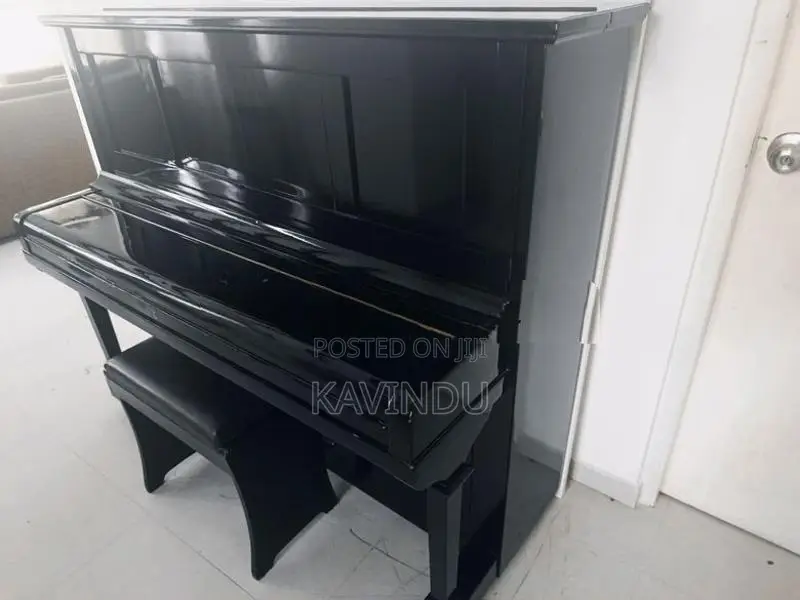 Yamaha Piano