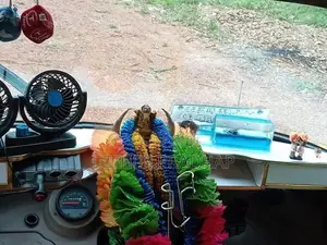 Bajaj RE 2017