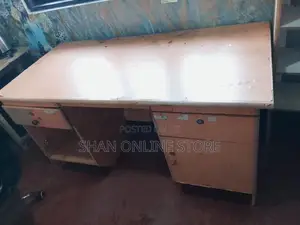 Office Table 5×2.5ft