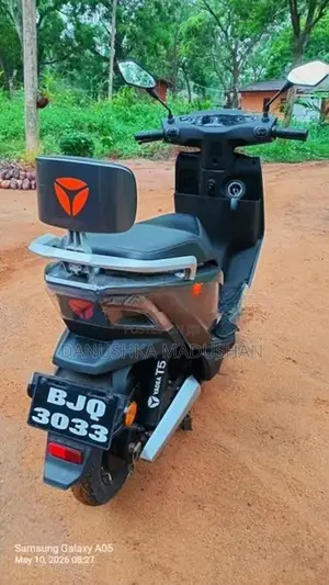 Yadea T5 2025