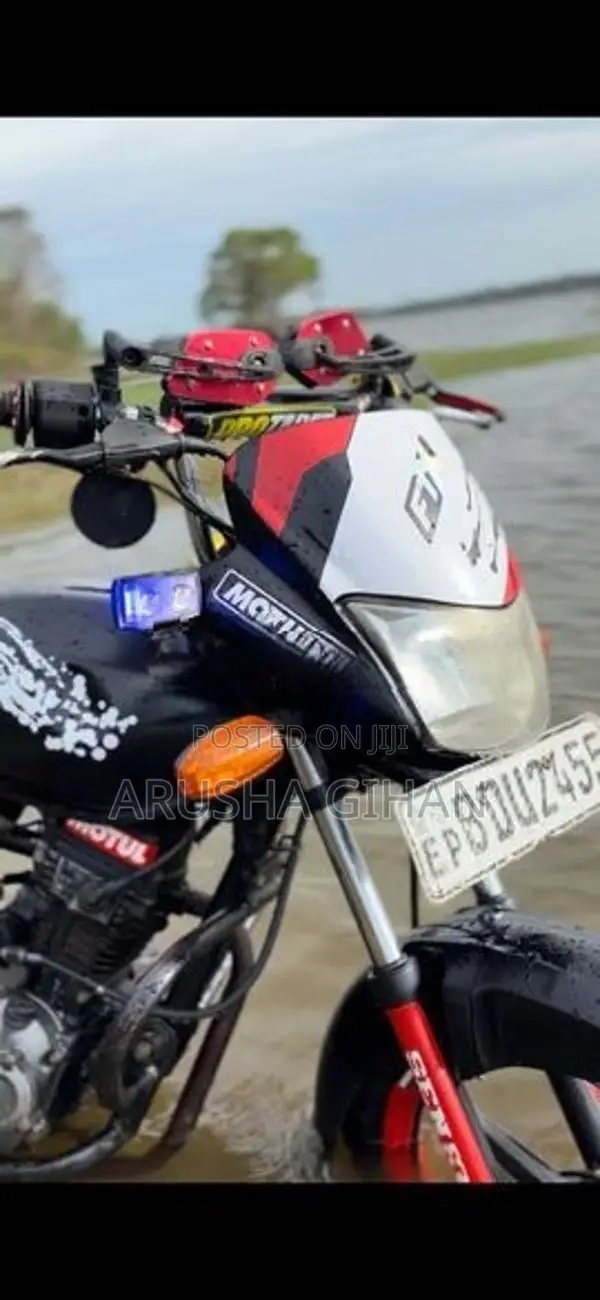 Bajaj Platina 2016