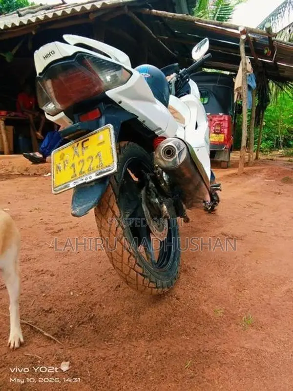 Hero Karizma ZMR 2013