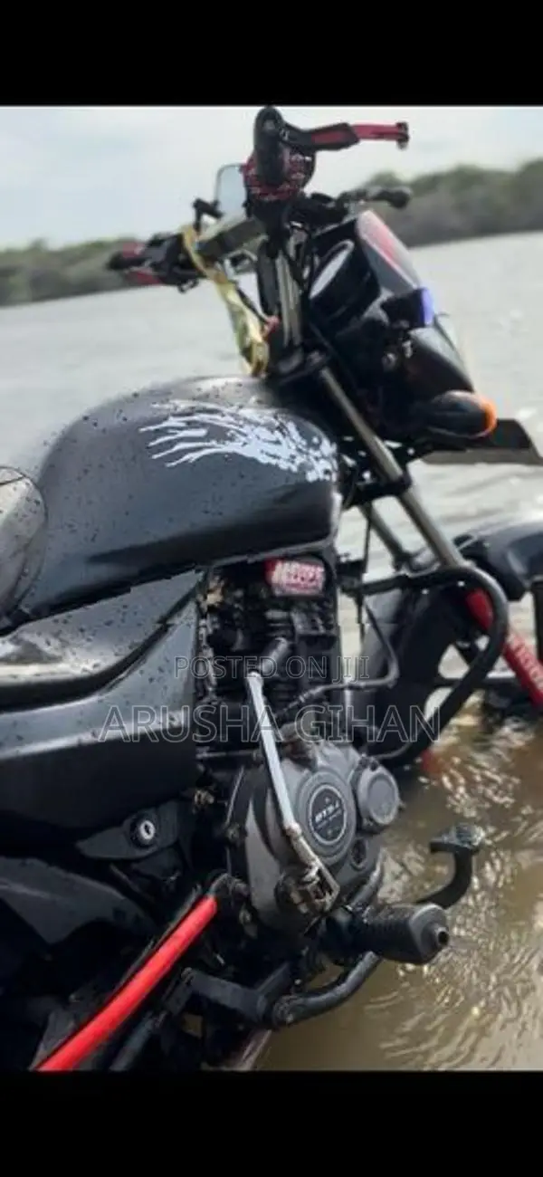 Bajaj Platina 2016