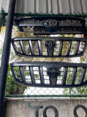 Toyota Hilux Vigo Grill