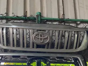 Toyota Hilux Vigo Grill