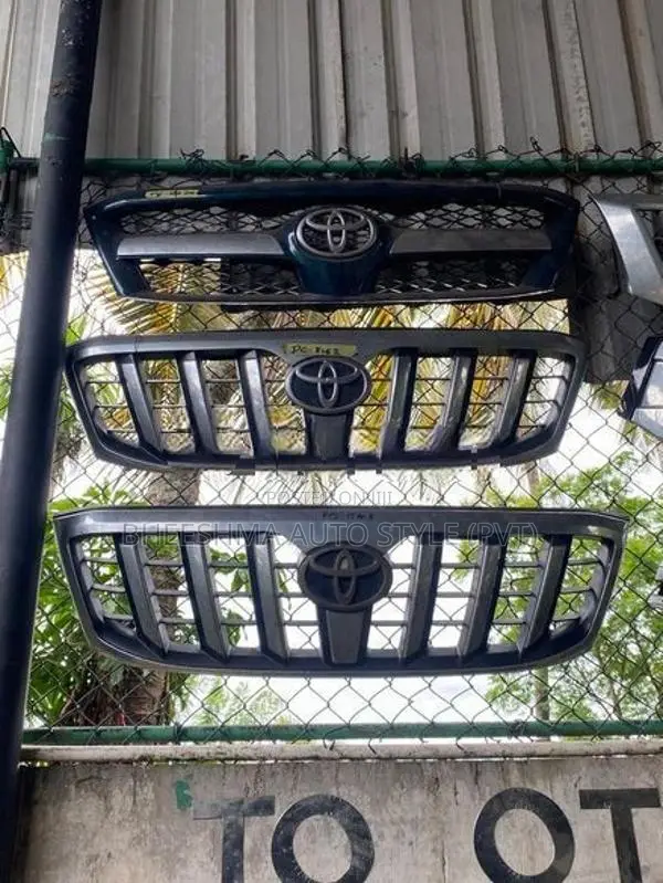 Toyota Hilux Vigo Grill