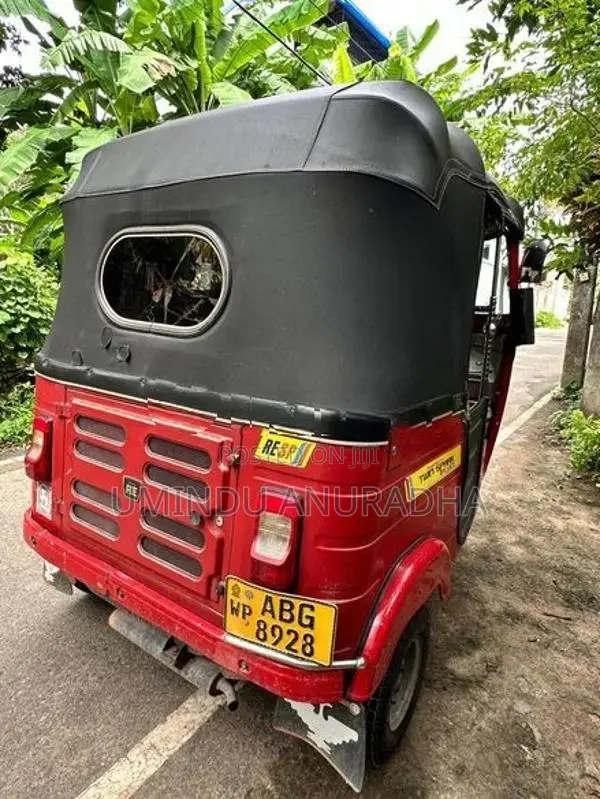 Bajaj RE 4 Stroke 2015