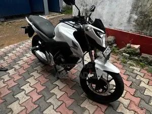 Honda CB Hornet 2018