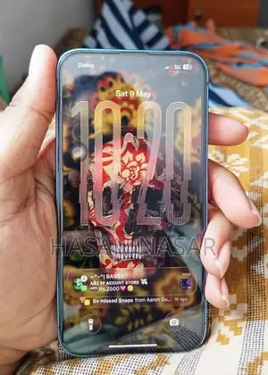 Apple iPhone 13 (Used)