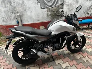 Honda CB Hornet 2018