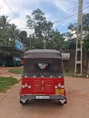 Bajaj RE 2005