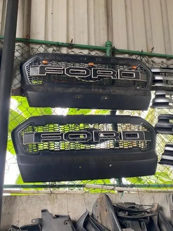 Ford Grill
