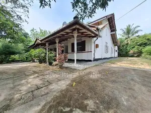 House for Rent Dikkumbura