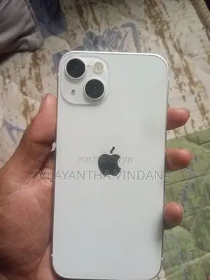 Apple iPhone 13 (Used)