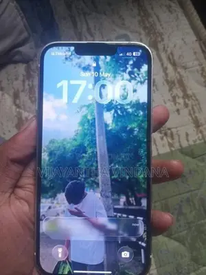 Apple iPhone 13 (Used)