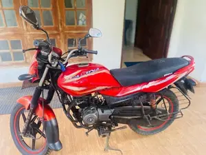 Bajaj Platina 100 2015