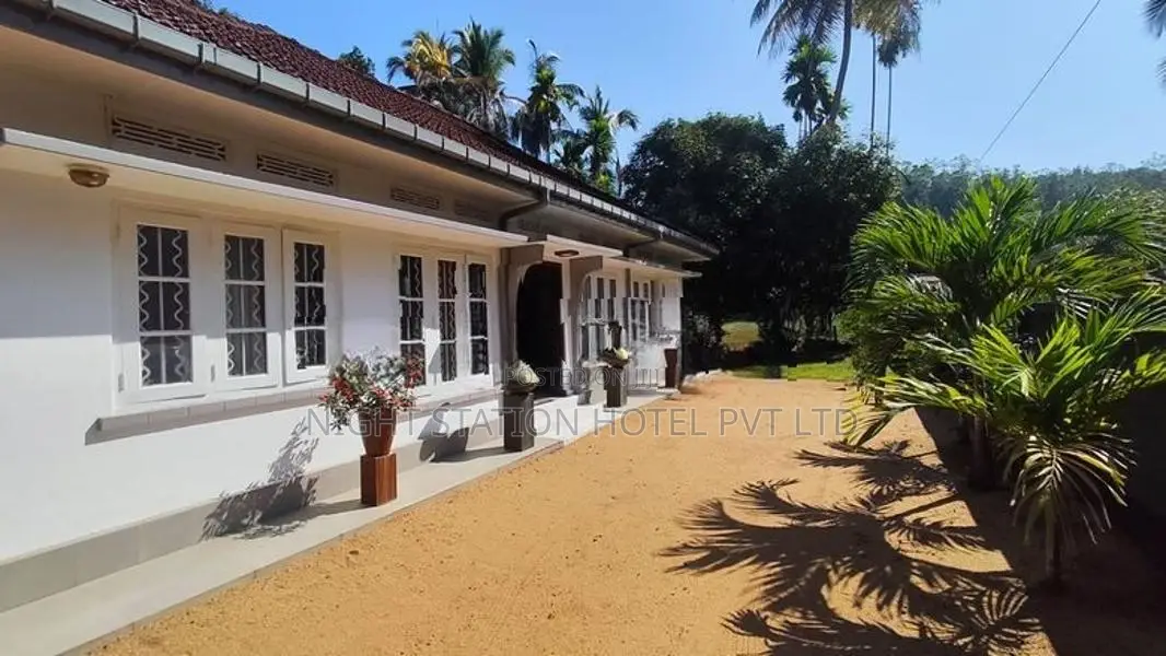 191P Valuable Land with Beautiful House – Thummodara