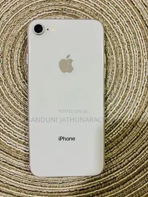 Apple iPhone 8 (Used)