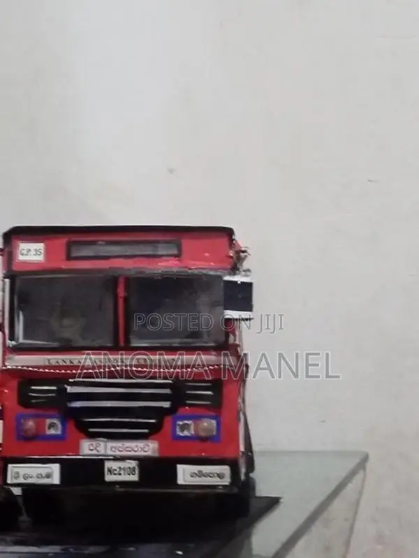 බස් ආකෘති (Hand Made)