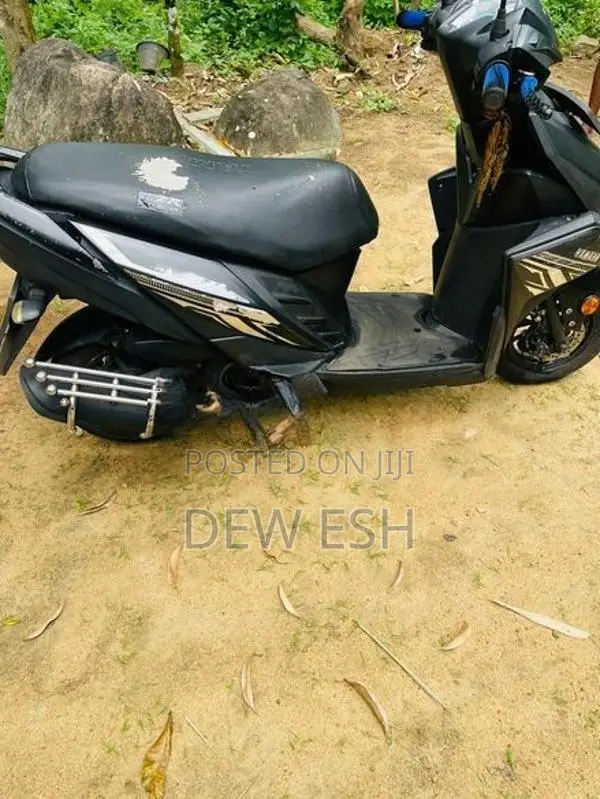 Yamaha RayZR 2019