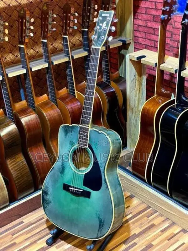 YAMAHA FG445