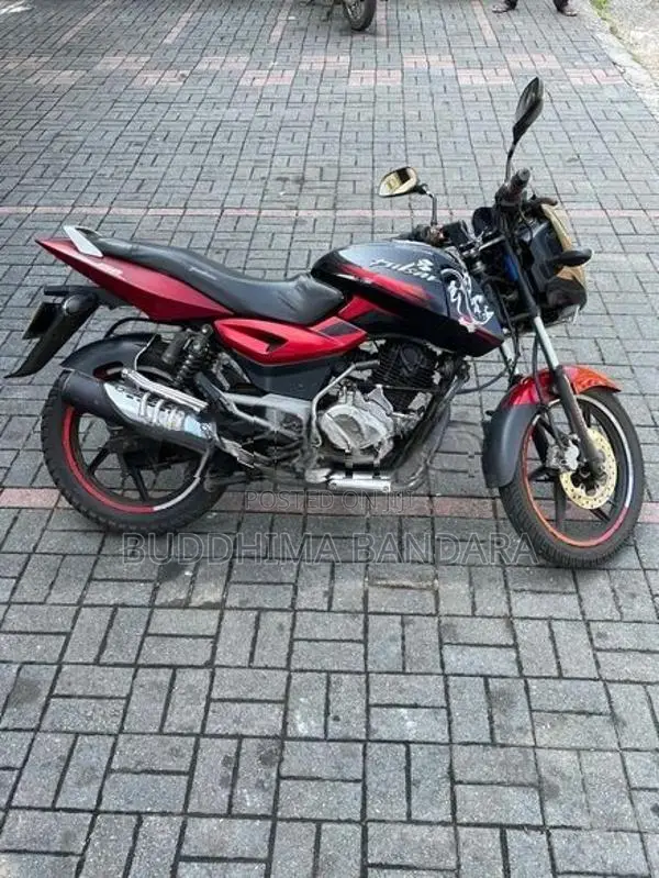 Bajaj Pulsar 150 2016