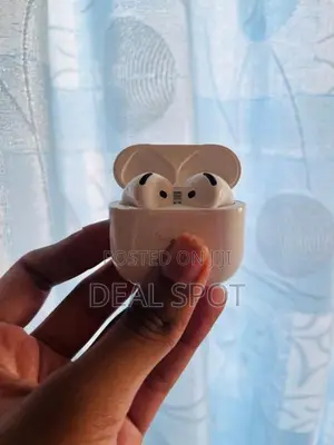Apple AirPods 4