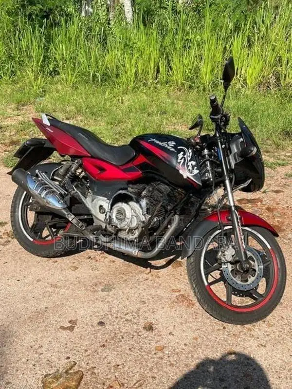 Bajaj Pulsar 150 2016