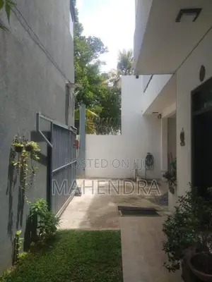 Spacious Luxury Two-Storey House for Sale – Dehiwala