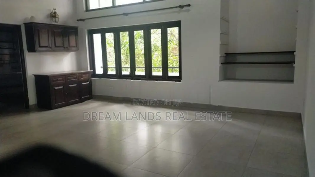 Upper floor for rent Nawala