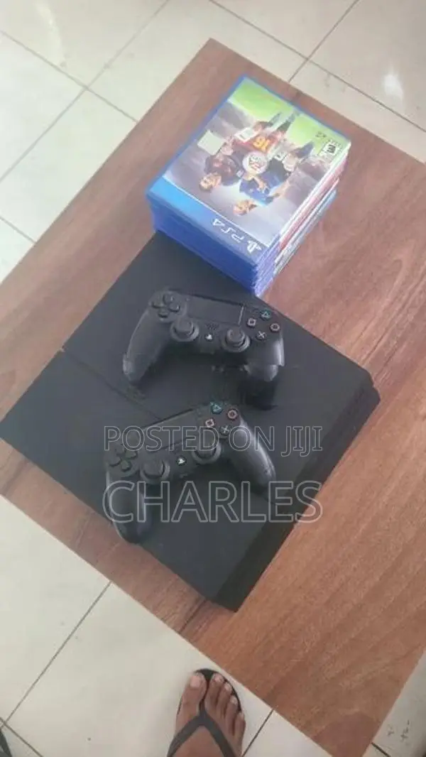 Playstation 4 with Games